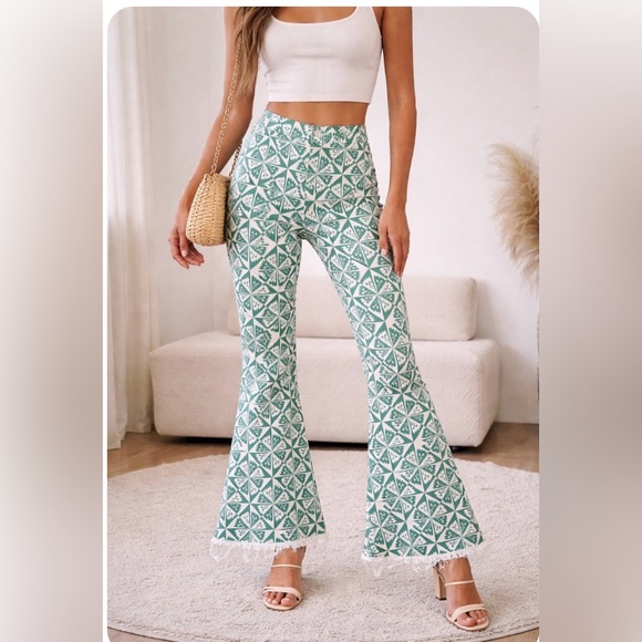 We The Free Youthquake Printed Stretch Crop Flare Fringe Hem Jeans Sz 27 - Picture 13 of 13